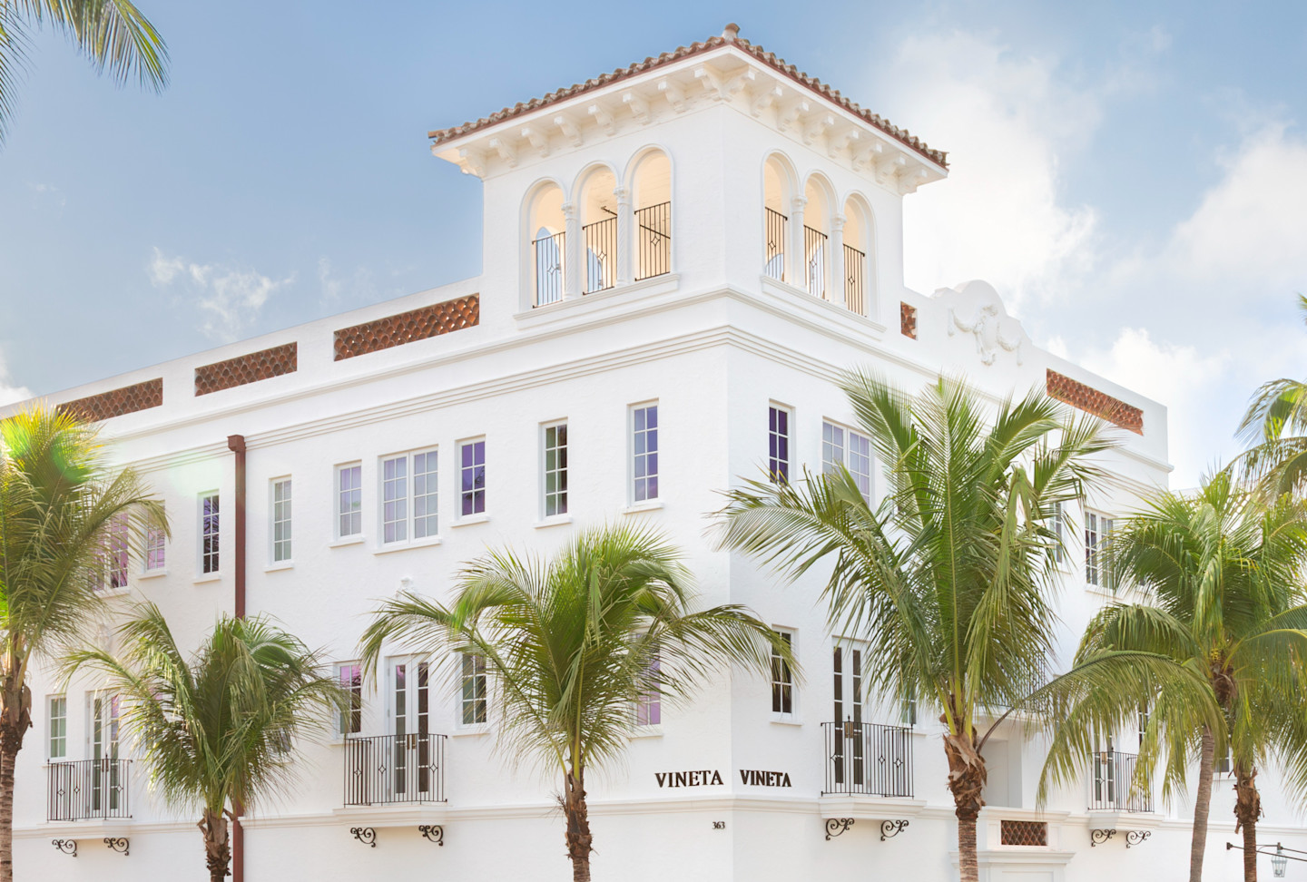 VIN - facade