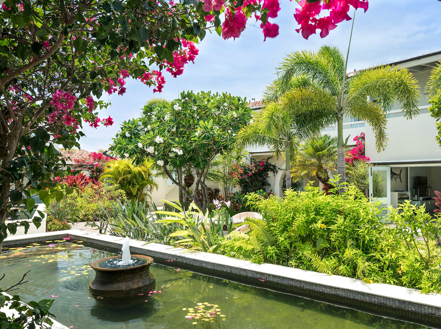 Room XDRA - Image 14