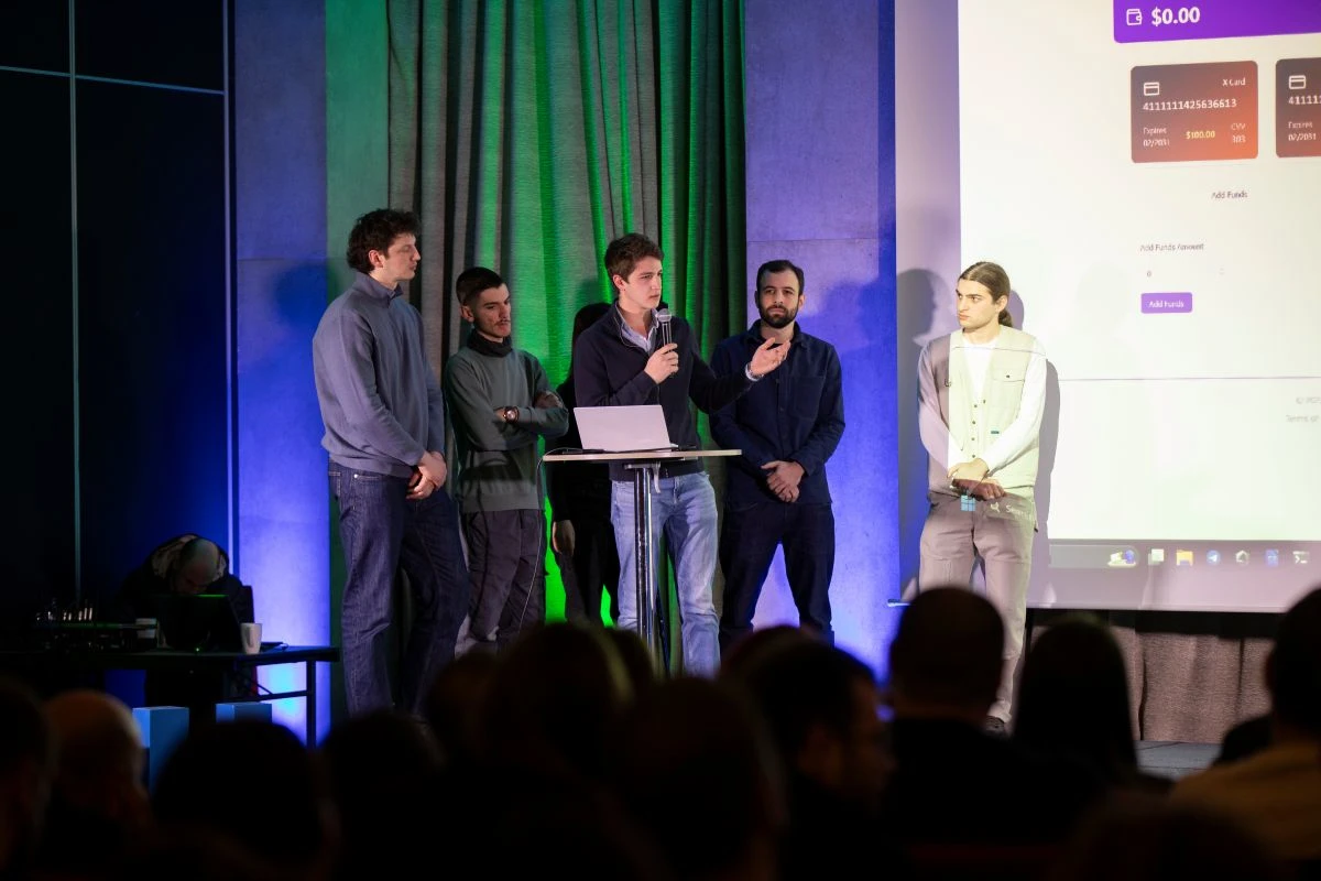 TechXplore (12)