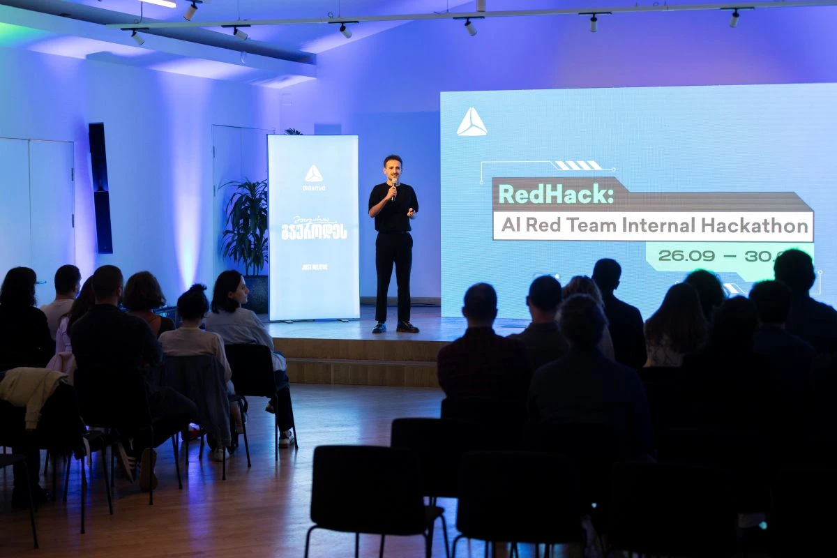 REDHACK (5)