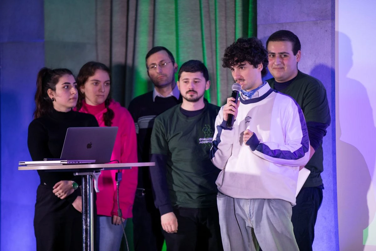 TechXplore (10)