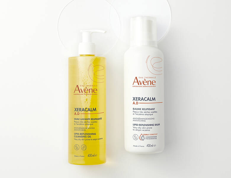 Her ses to Avène produkter på en hvid baggrund.