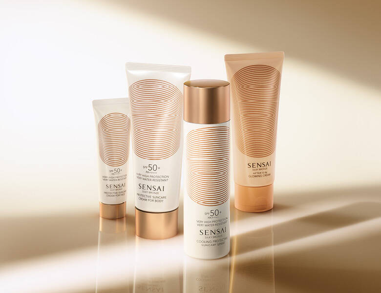 Her ses fire produkter med gyldent skær over sig. 