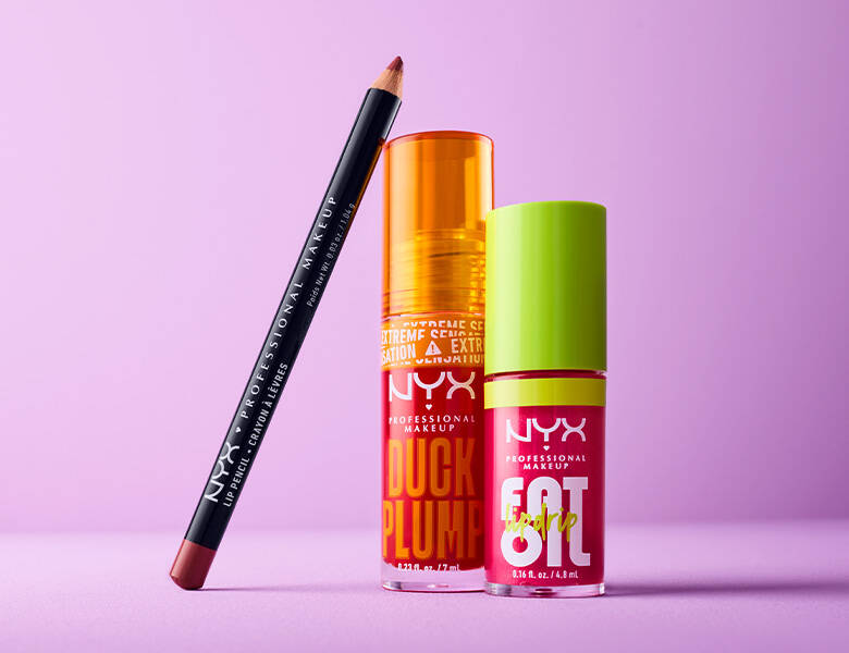 Her ses en lilla baggrund med tre forskellige NYX produkter til læberne. 