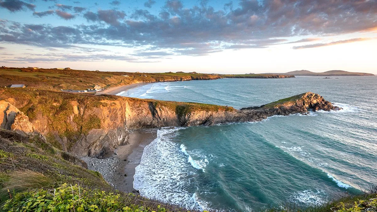 whitesands_beach_st_davids_pembrokeshiregettyimages-1150346898_web.jpg
