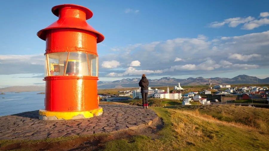 Arctic Islands Discovery | Spitsbergen, Jan Mayen, Greenland, Iceland: Westbound