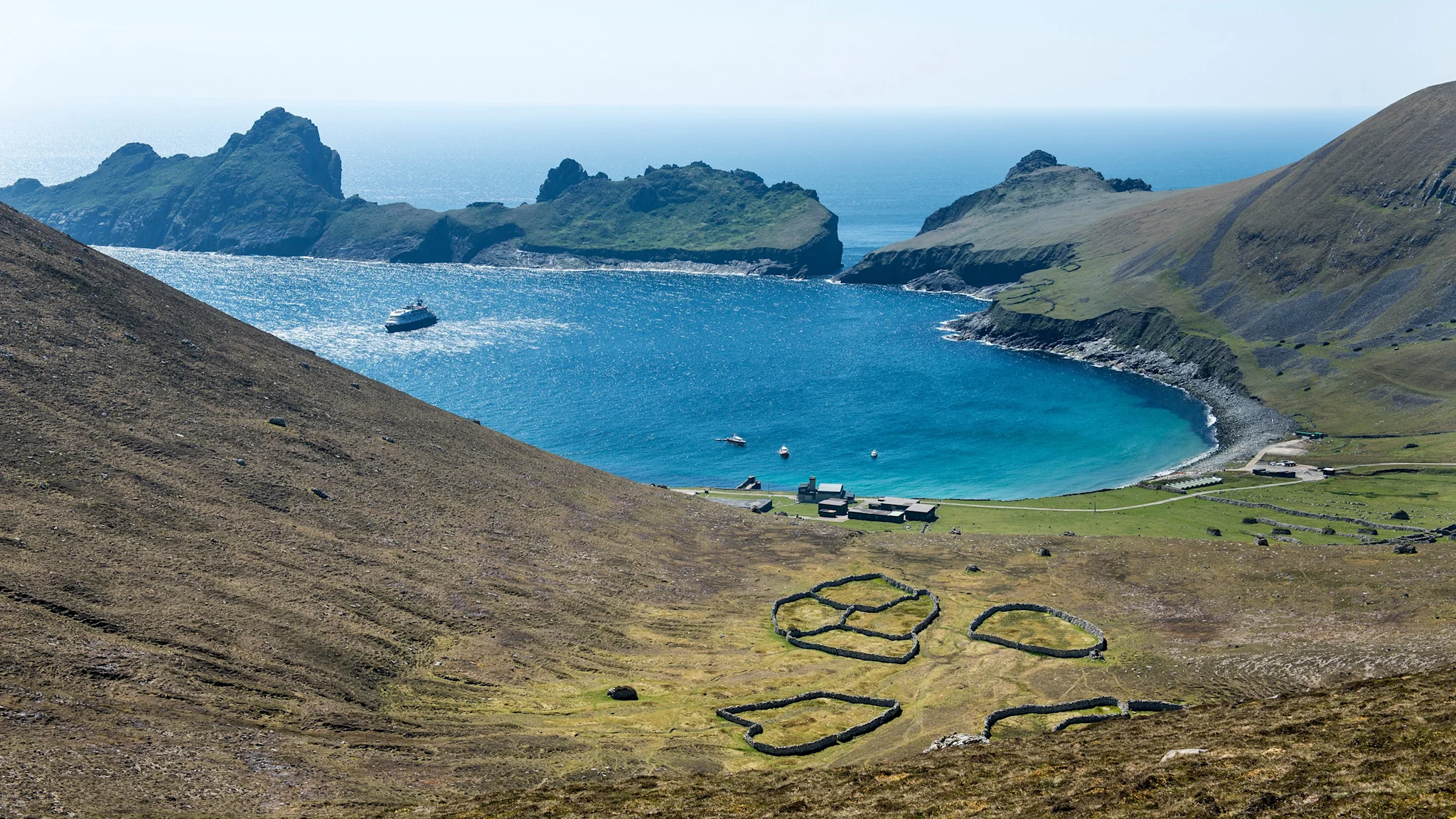 hirta-scotland-hgr-143149-photo_shutterstock_3000x1688px.jpg