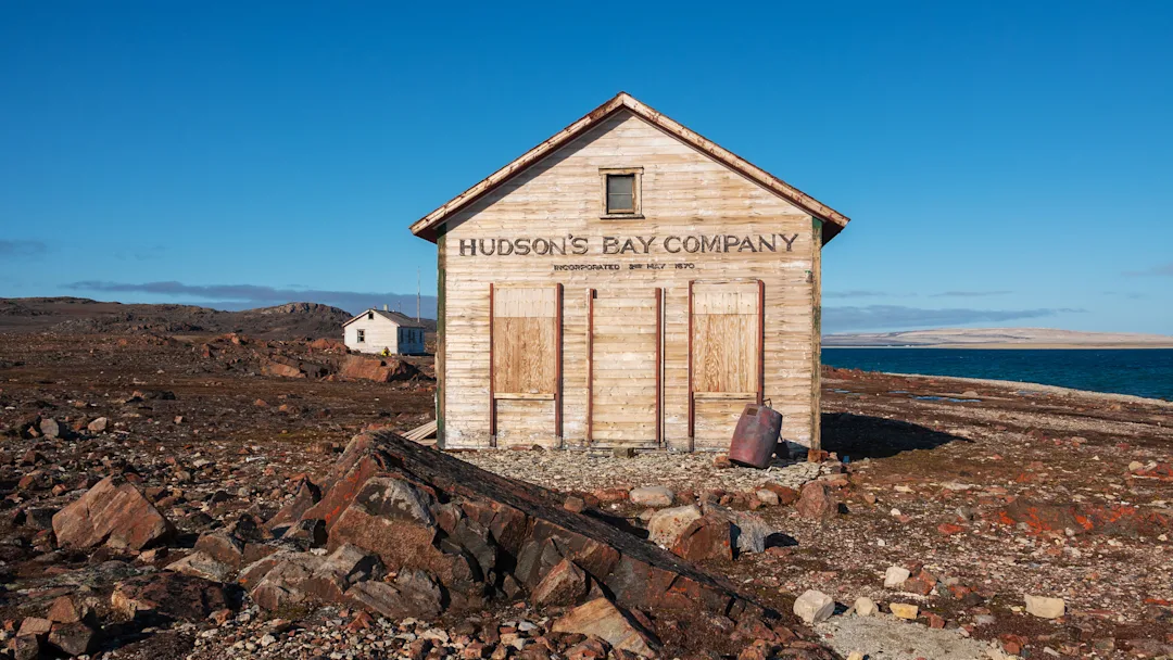 fort-ross_hudson-s-bay-company-fort-ross-canada-hgr-140937-photo_camille_seaman_3000x1688px.jpg