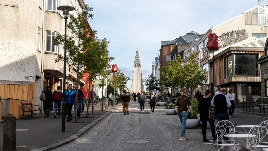 reykjavik-iceland-hgr-139250-photo_genna_roland_3000x1688px