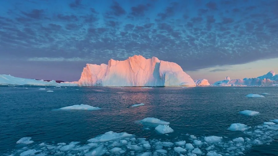 disko-bay-greenland-hgr-152186shutterstock_1200x675