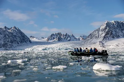 Umrundung von Spitzbergen:  Die ultimative Expedition | Mit verlängertem Aufenthalt in Longyearbyen