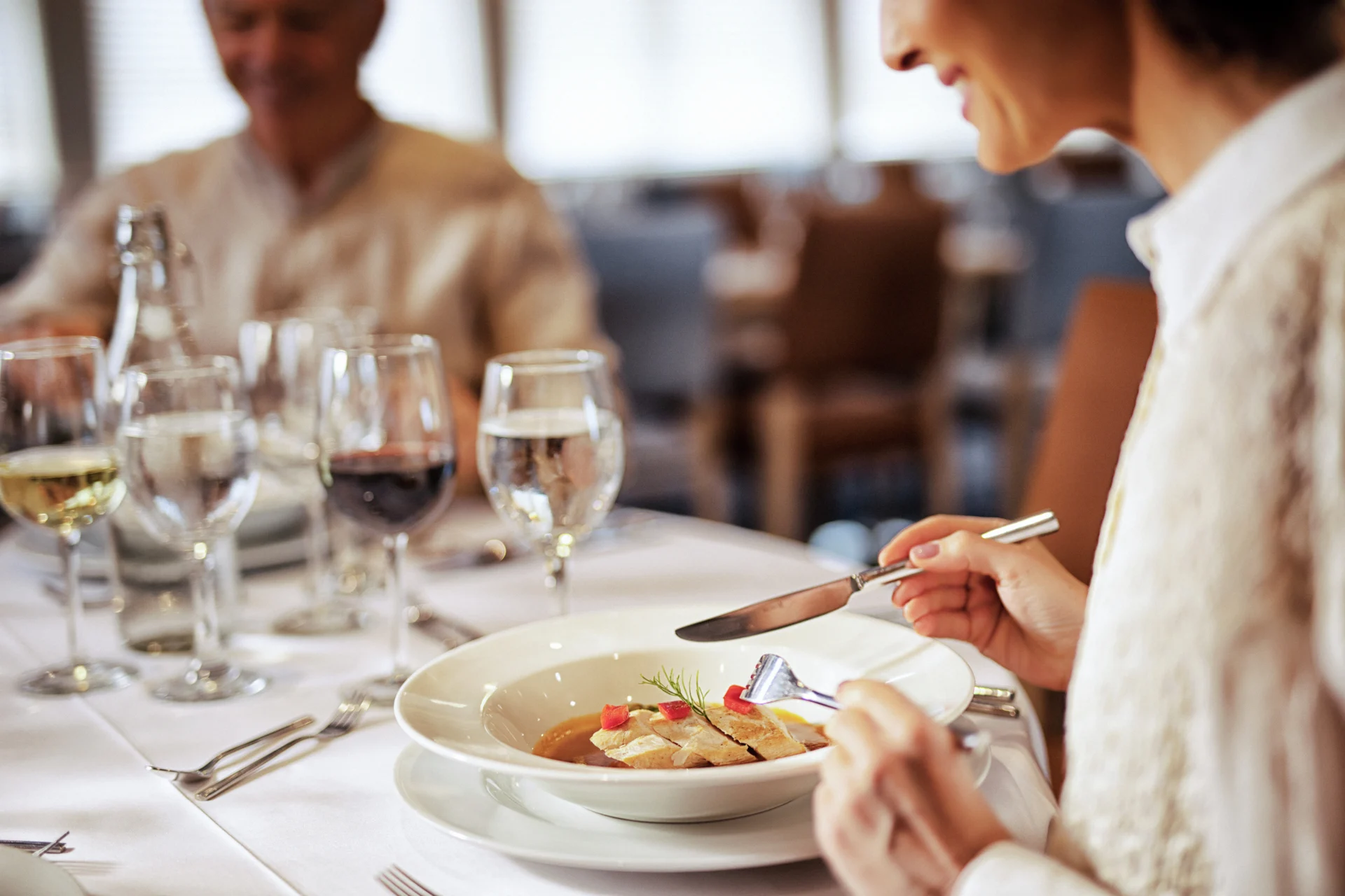 Guests dining in the Beagle Restaurant onboard MS Santa Cruz II. Credit: Metropolitan Touring