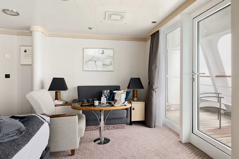 Cabin 541 - MG - MS Fram - 04 - Espen Mills