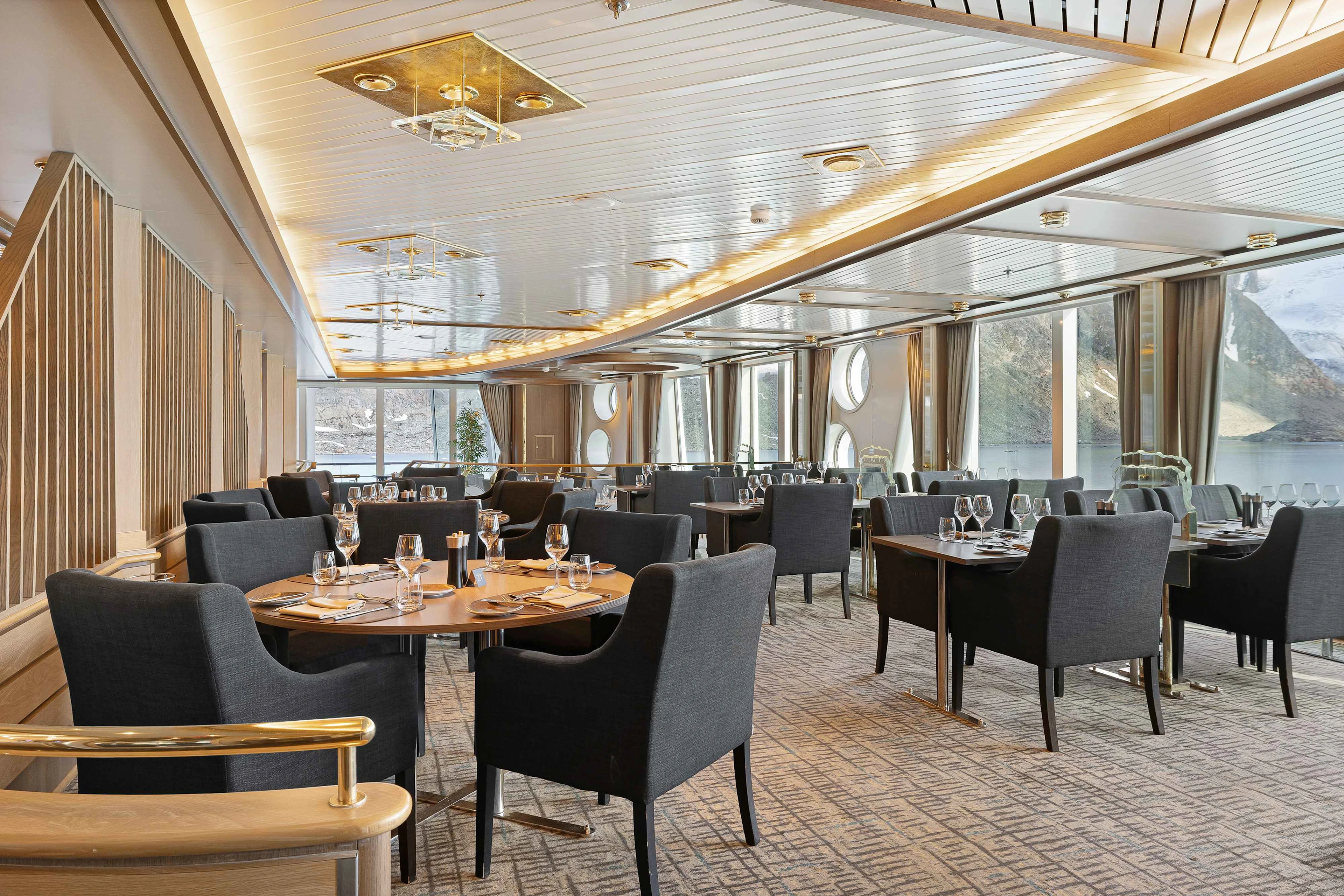 Restaurant Lindstrøm an Bord von MS Fram bei HX Expeditions