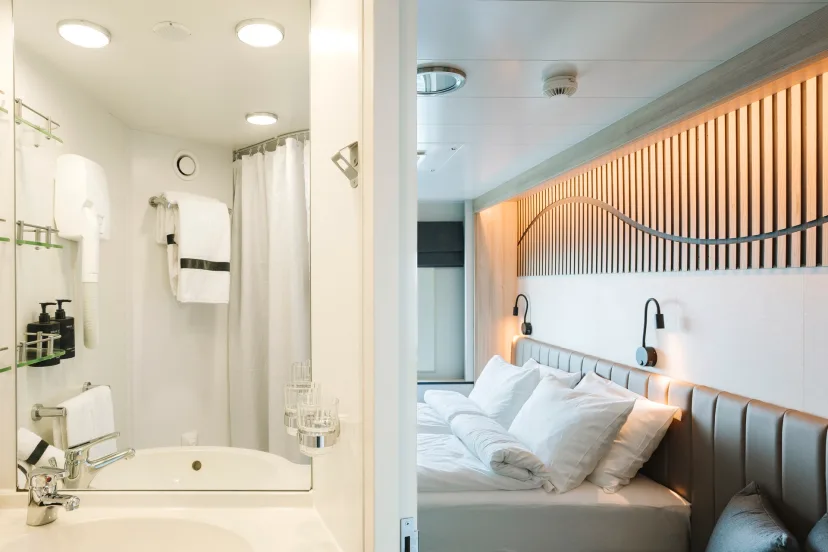 Bathroom in a Polar Outside Cabin (N2) onboard MS Fram. Credit: Clara Tuma