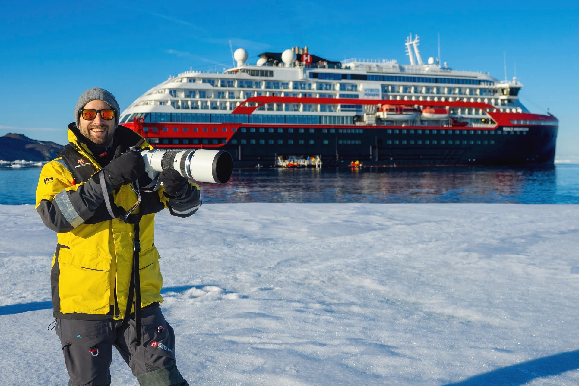 Expedition Cruises | Cruise Packages and Holidays | HX Hurtigruten ...