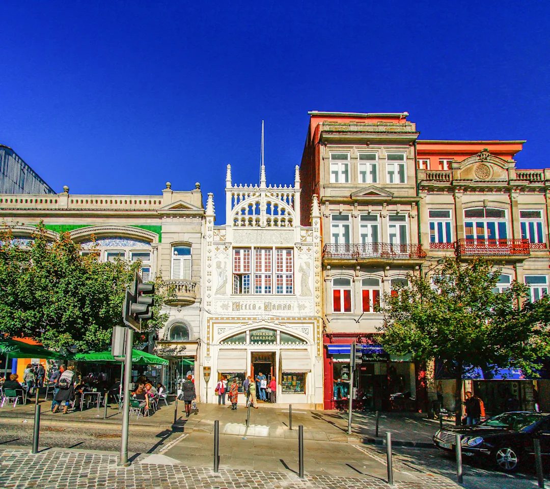 Porto-Portugal-HGR-146957__Shutterstock.jpg