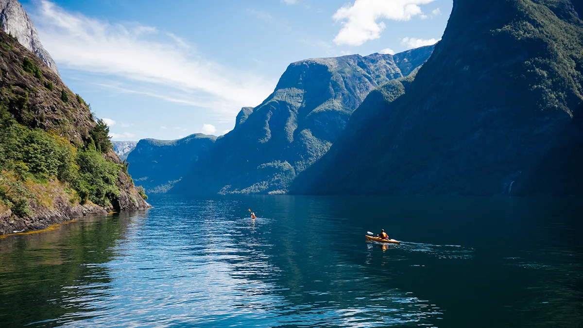 Sublime Svalbard: From Hamburg via Norway’s Springtime Fjords 2027 | HX ...