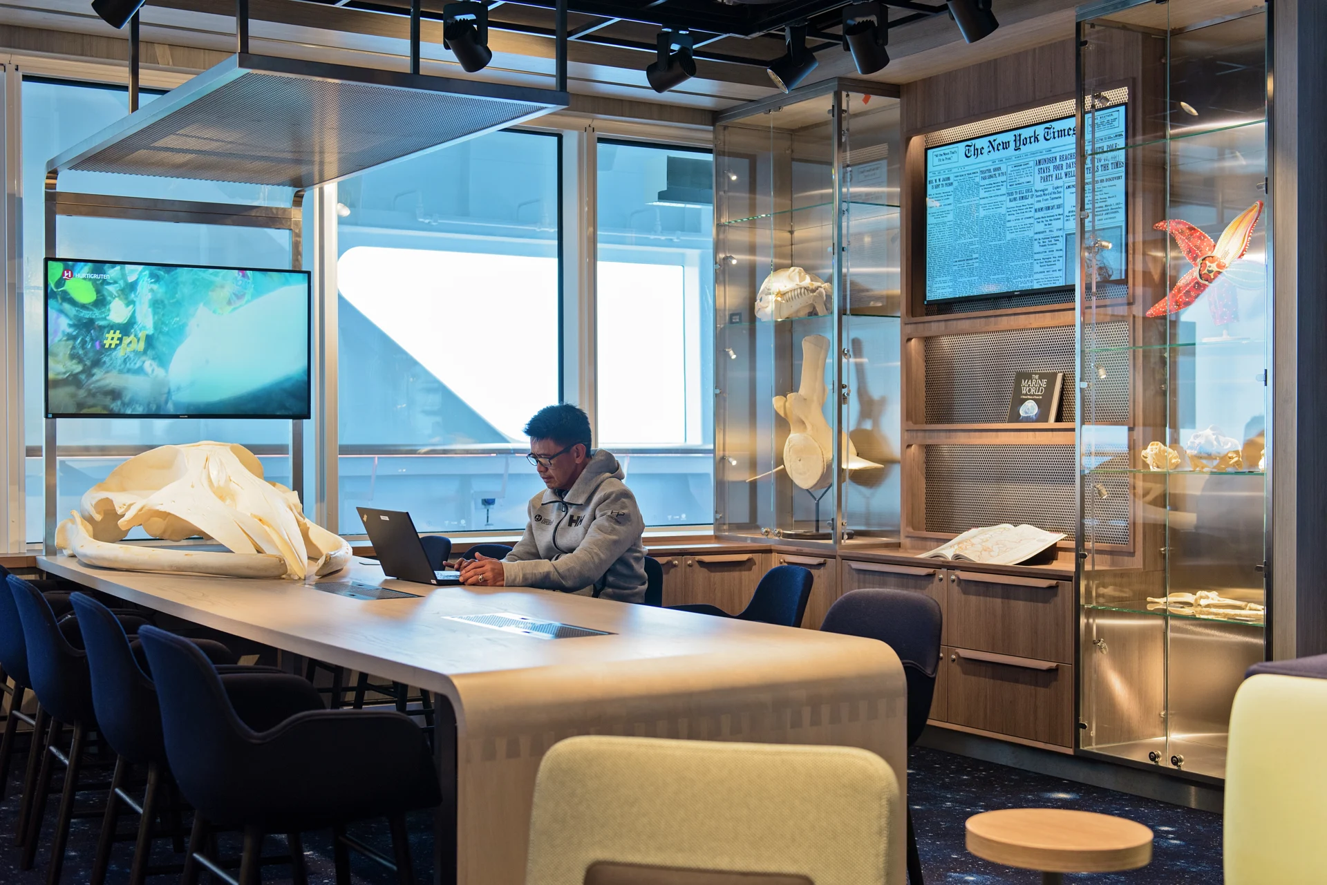 Science Coordinator in the Science Center onboard MS Roald Amundsen. Photo Credit: Agurtxane Concellon