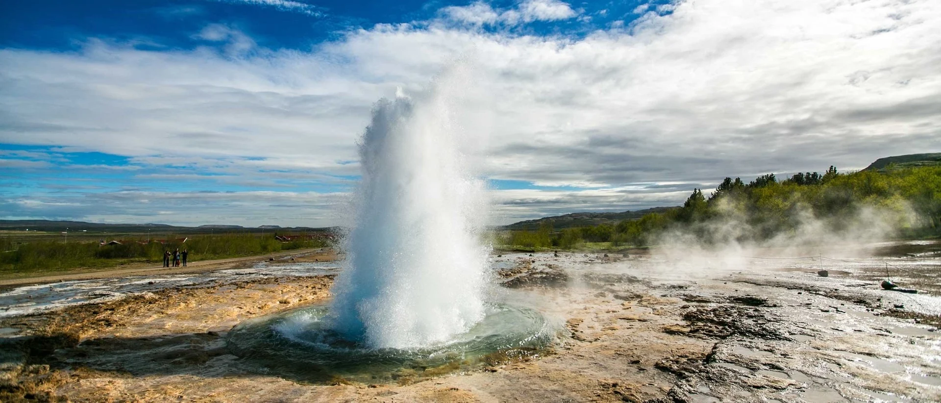 Iceland’s Mesmerizing Strokkur Geyser