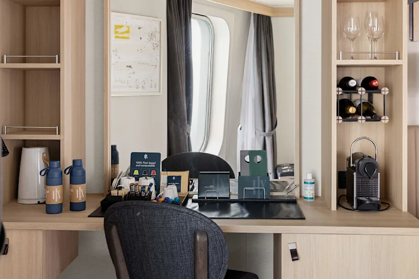 Cabin 541 - MG - MS Fram - 13 - Espen Mills