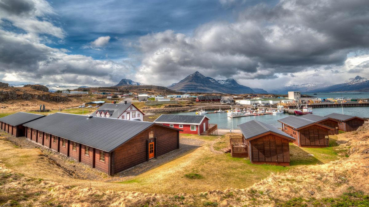 Spitsbergen, Iceland, Faroe Islands – Island Hopping in and around the Arctic (Southbound) 5