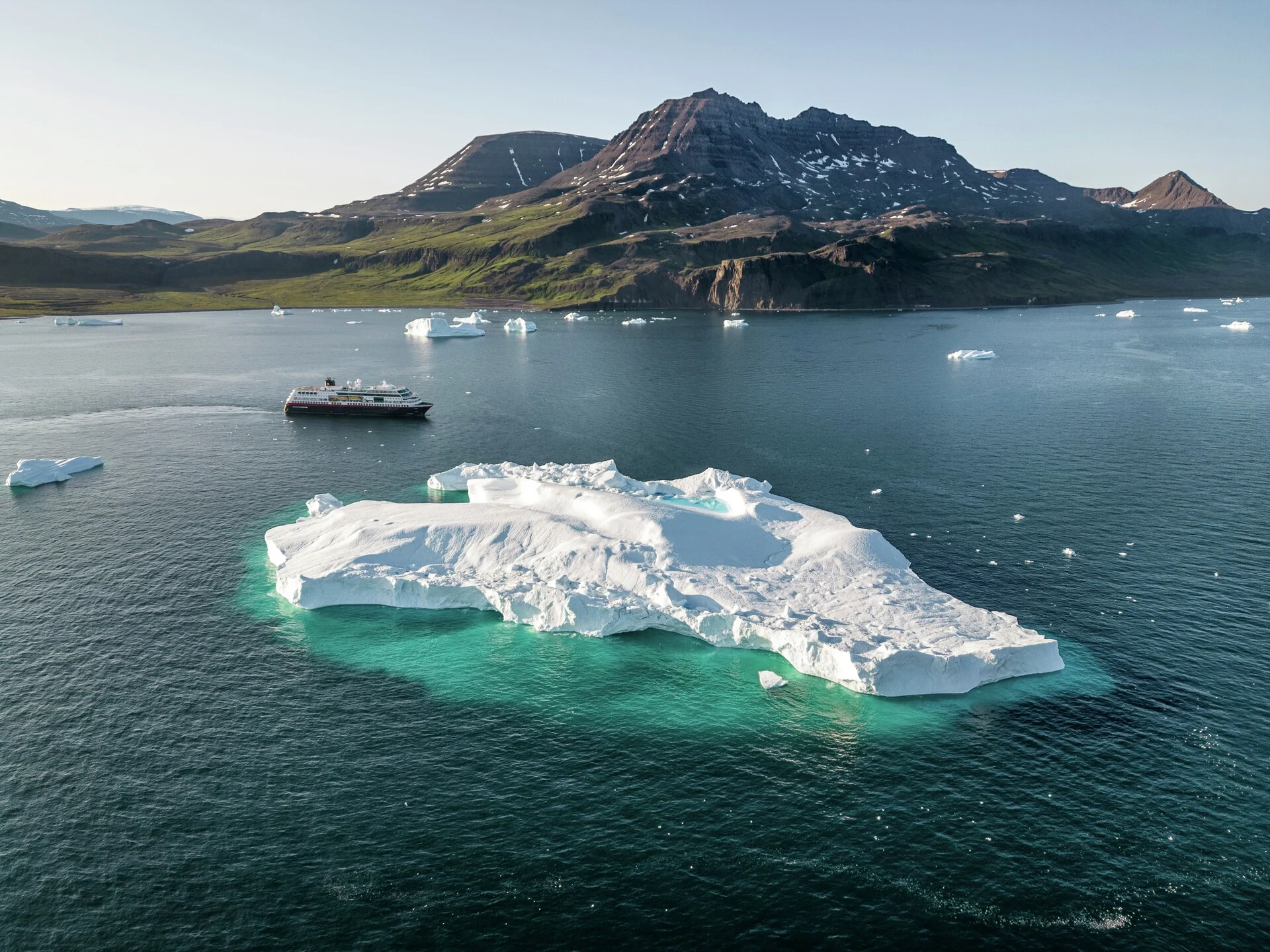 MS Maud at the coast of Qeqertarsuaq, Greenland. Credit: Tommy Simonsen.