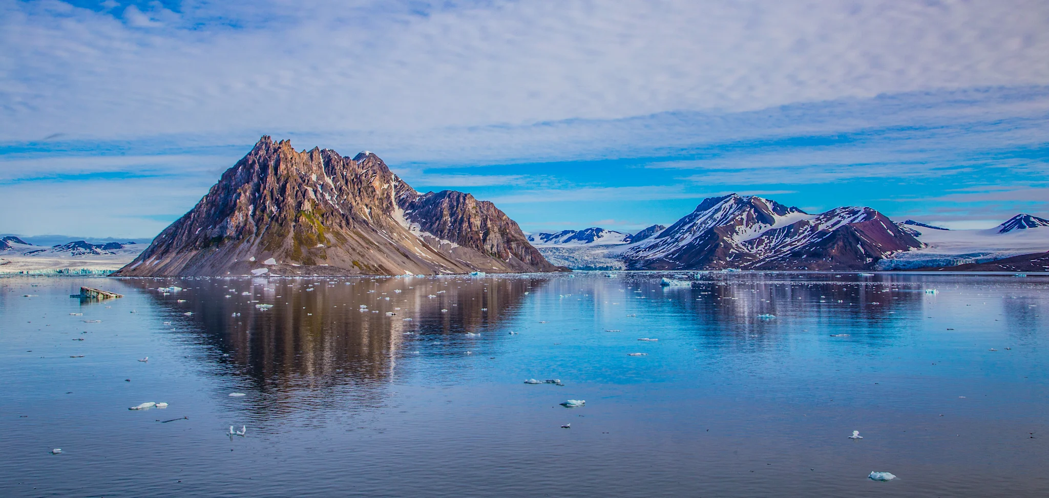 Hornsund Svalbard beautiful landscape. Photo: Malcom Barents
