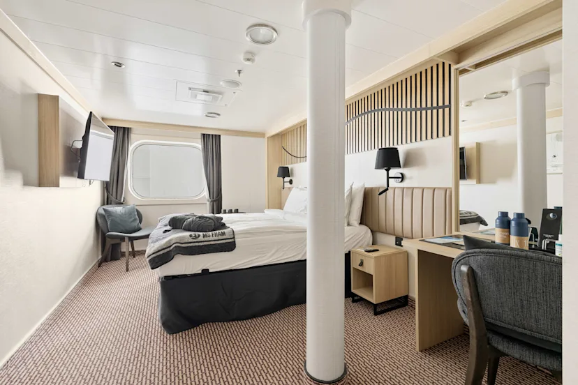 Cabin 506 - FJ - MS Fram - 01 - Espen Mills
