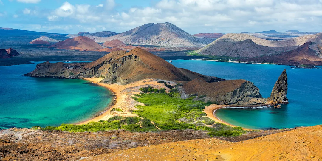 amsou2207agal_day-11-12_bartolome-island_galapagos_shutterstock.jpg