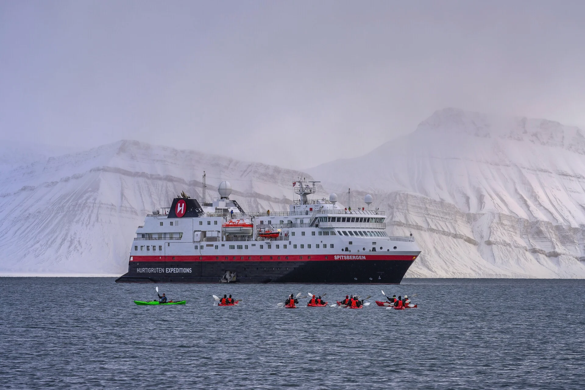 Svalbard Cruise in Spring incl. Longyearbyen 2026 | HX Hurtigruten ...