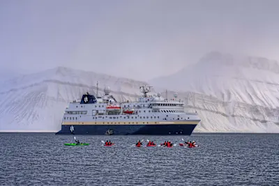 Expedition rund um Spitzbergen: Im Reich des Eisbären | Mit verlängertem Aufenthalt in Longyearbyen