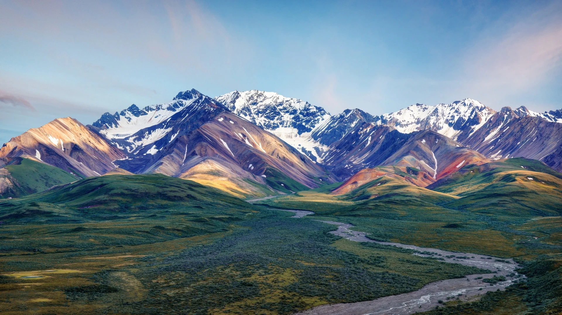 ALASKA DENALI NATIONAL PARK©SHUTTERSTOCK 712609225