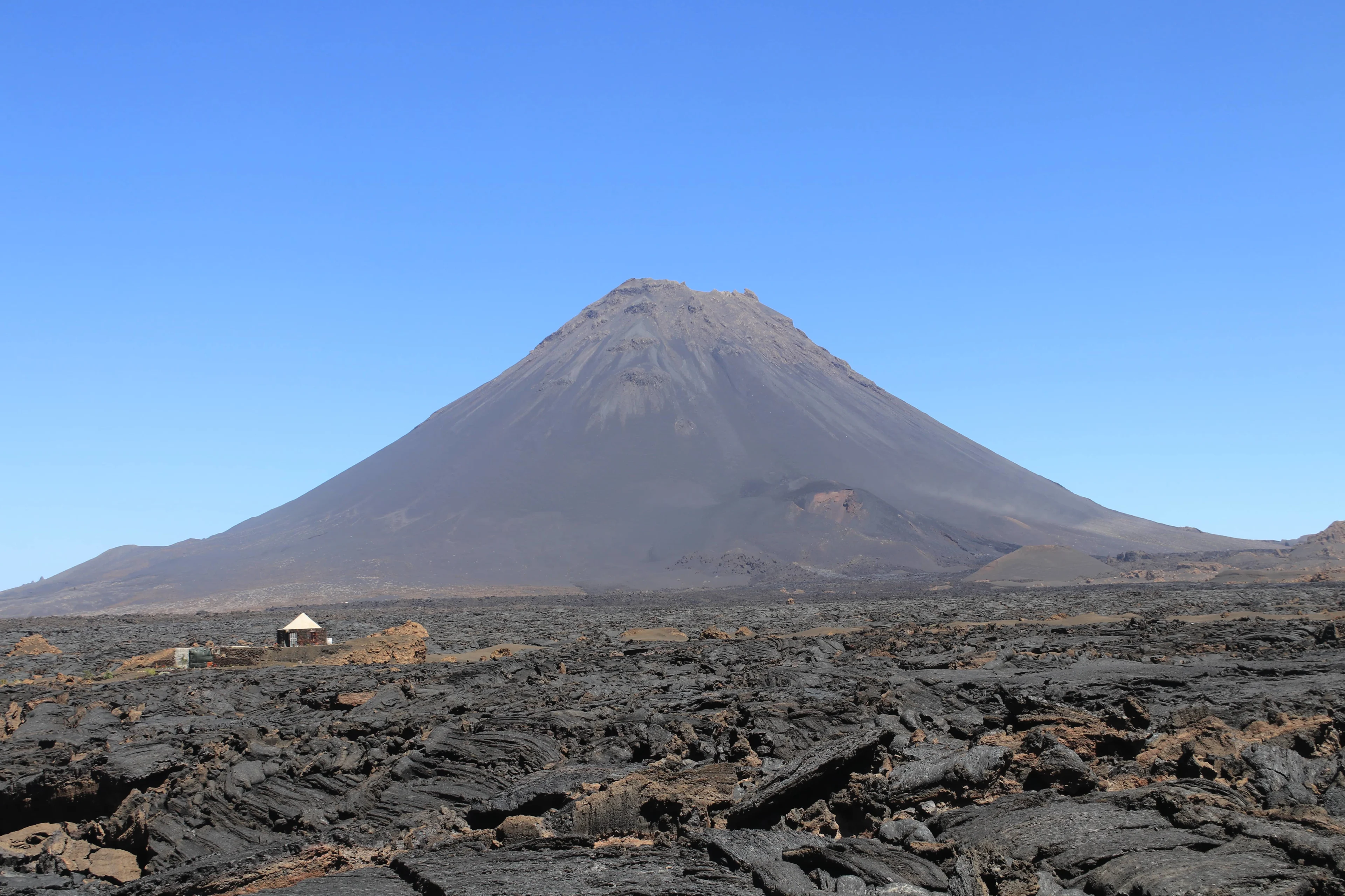 capeverde_fogo_cha-das-caldeiras_arnauferrer-2.jpg