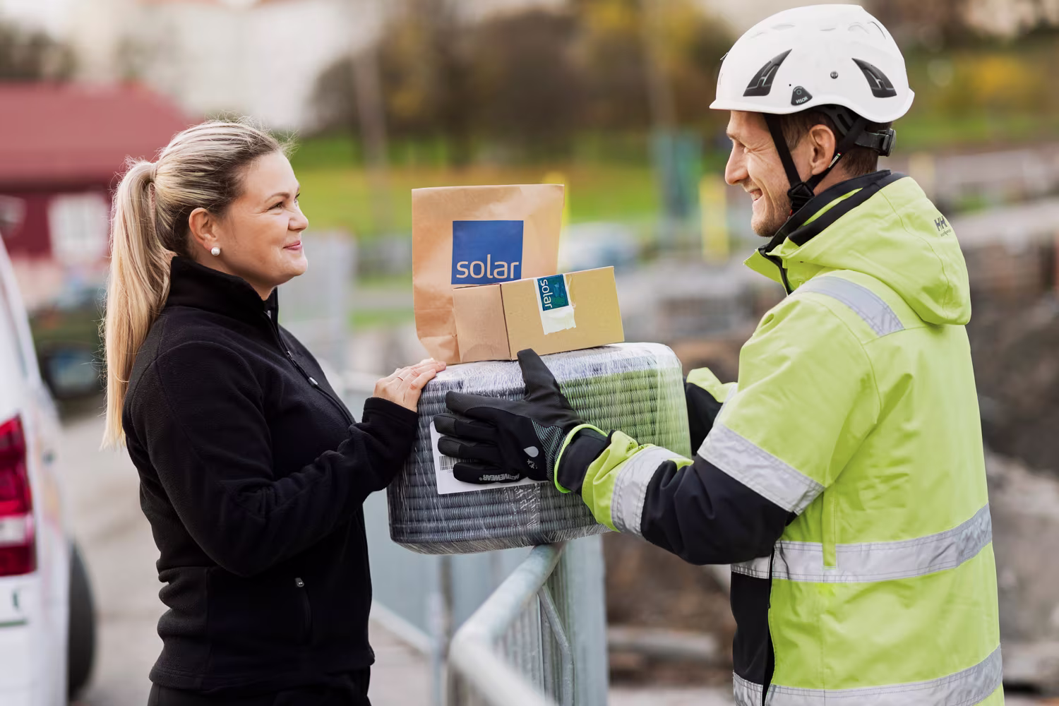 Close up delivery Fastbox