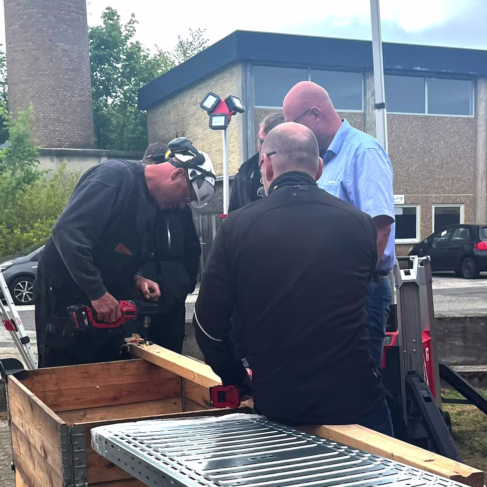 Special tools demonstrated for special task