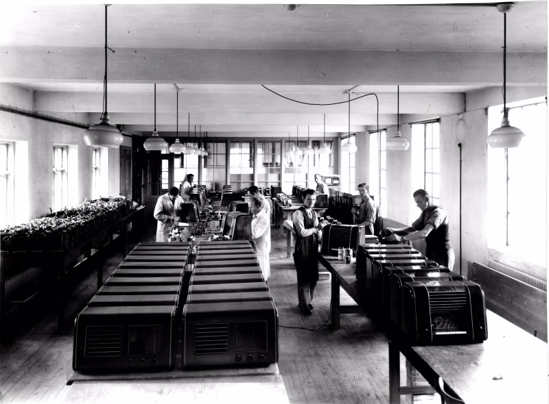 Radio-production-1942