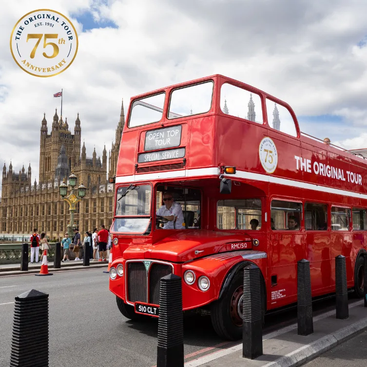 Le premier bus touristique de Londres