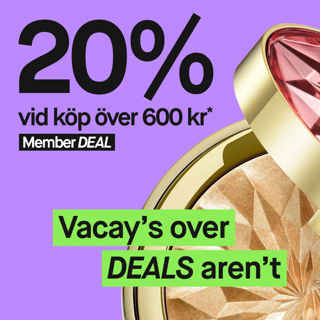 Lila kampanjbanner med en öppen makeup-produkt i guldfärgad dosa till höger. Texten visar: "20% vid köp över 600 kr*", "Member DEAL" och "Vacay’s over DEALS aren’t".