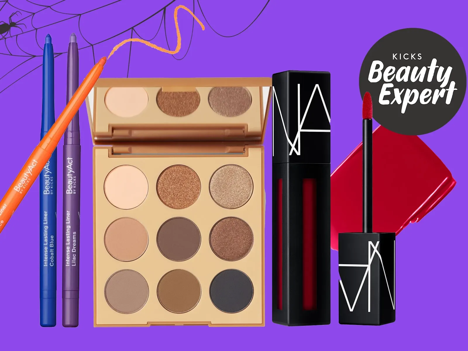 Et bilde av forskjellige sminkeprodukter inkludert øyenskyggepalett, leppestift og eyeliner, med en lilla bakgrunn og spindelvev.