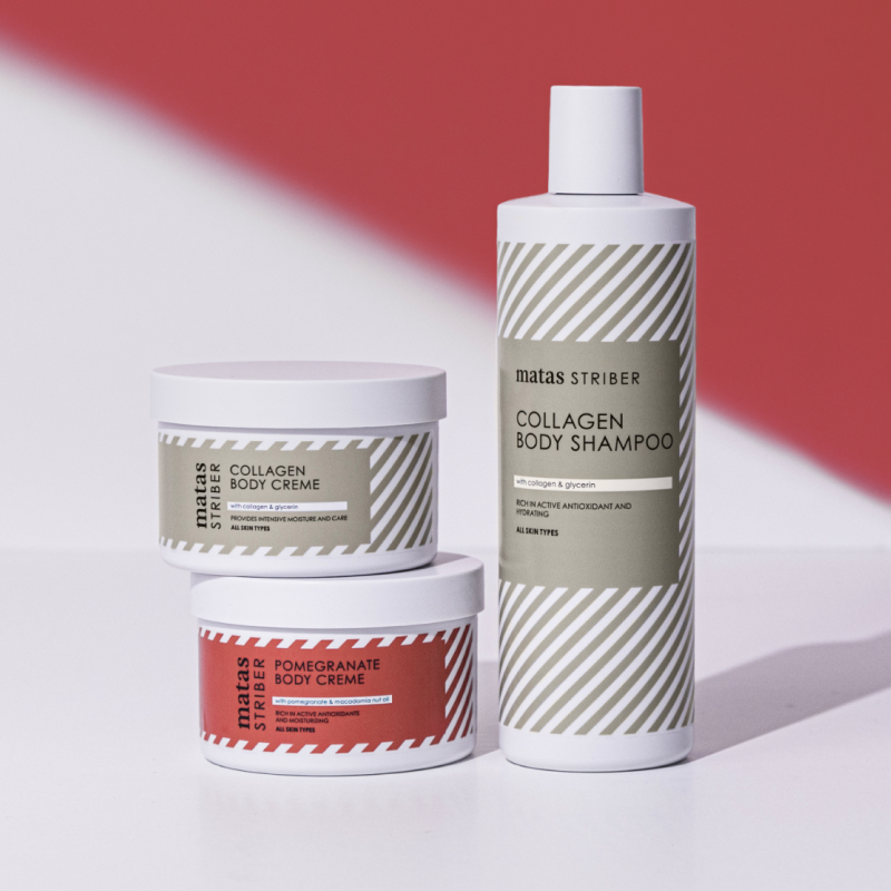 Tre hudvårdsprodukter från Matas Striber placerade mot en ljus bakgrund med en röd diagonal skugga. Förpackningarna har en stilren design med diagonala ränder i beige och rött.