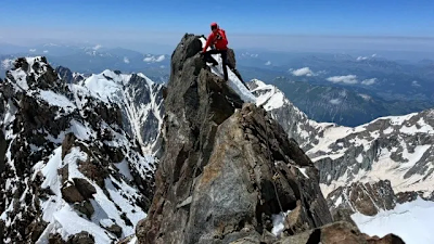 Arnaud-climbing