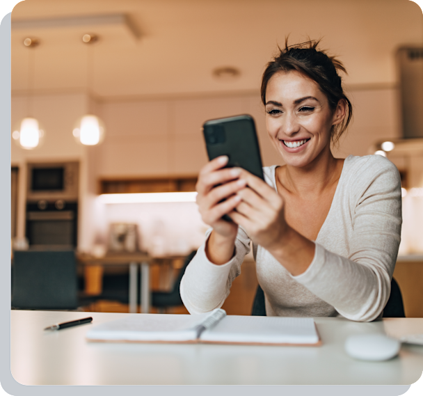 woman-smiling-phone